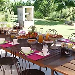 Domaine De Grande Font - D'hotes 3* Saint-Pierre-d'Eyraud