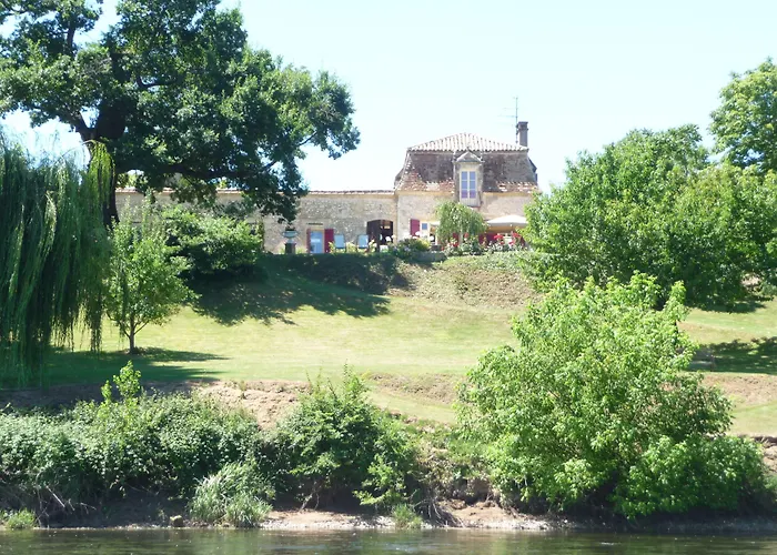 Bed & Breakfast Domaine De Grande Font - D'hotes 3*